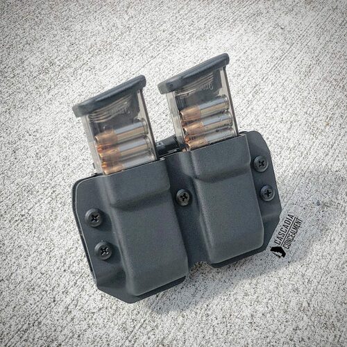 Double Magazine Carrier